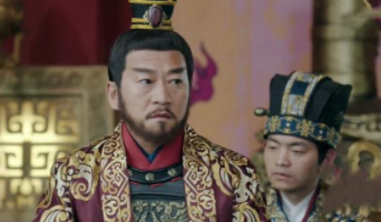 扁鹊为什么要周游列国治病？他有什么企图？