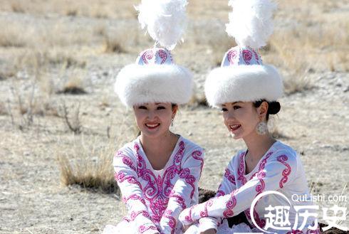 柯尔克孜族人是不是实施一夫一妻制吗？